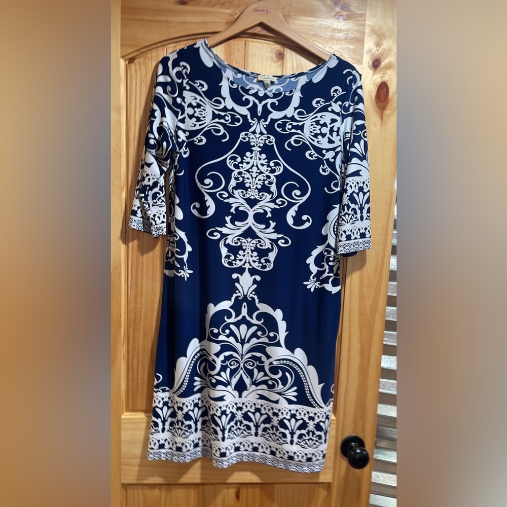 Dress - Size L - Navy and White